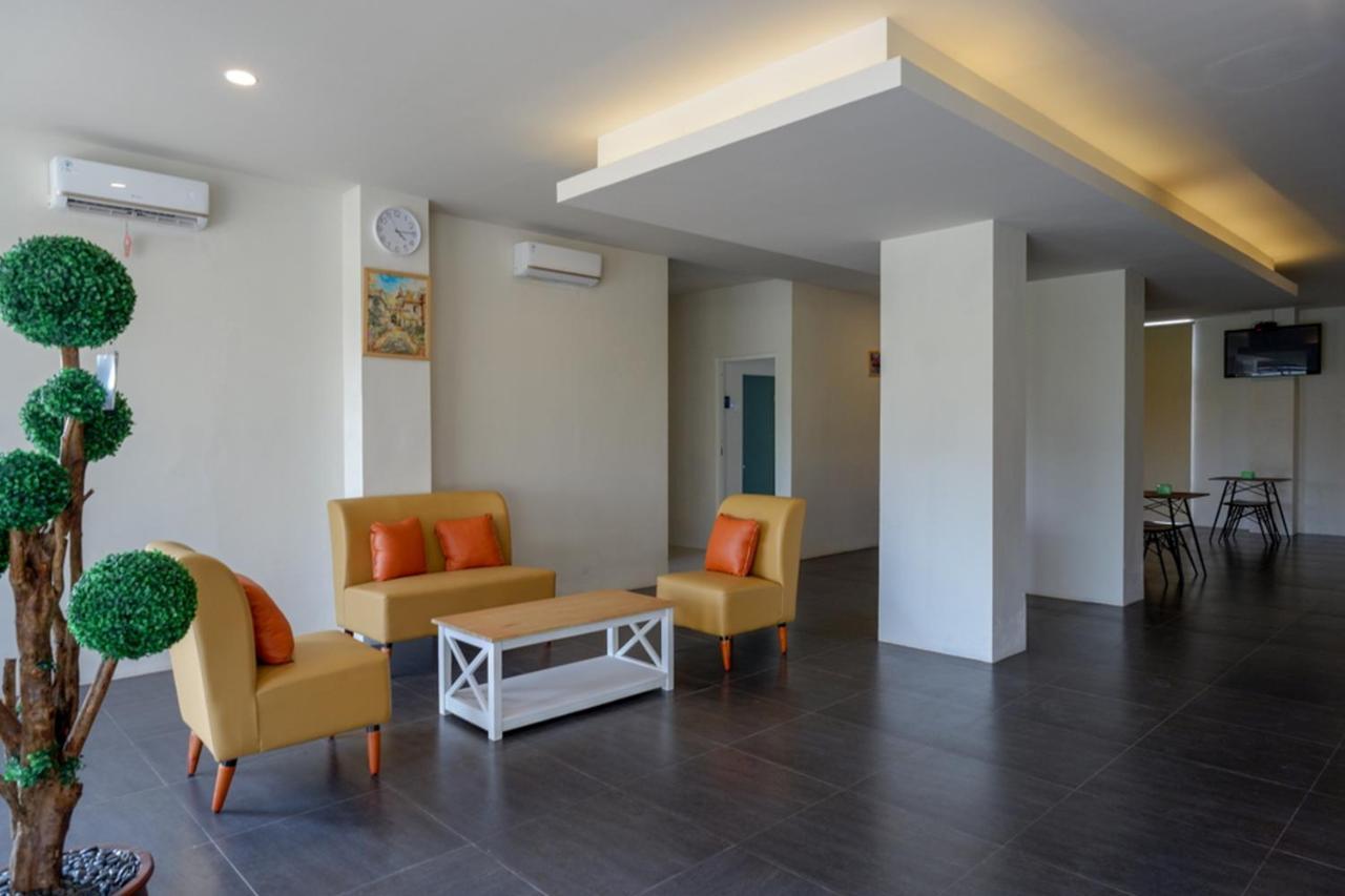 Reddoorz Plus Near Solo Baru المظهر الخارجي الصورة