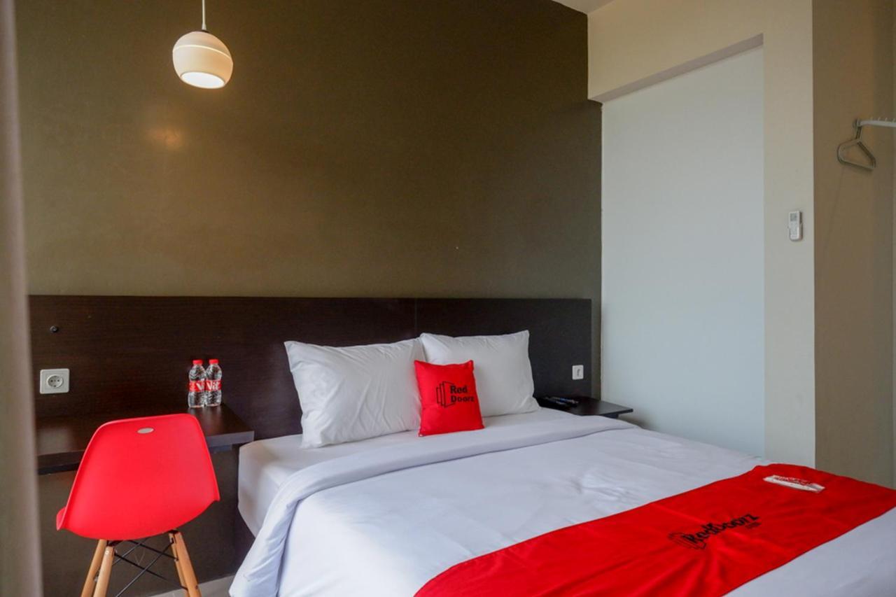 Reddoorz Plus Near Solo Baru المظهر الخارجي الصورة
