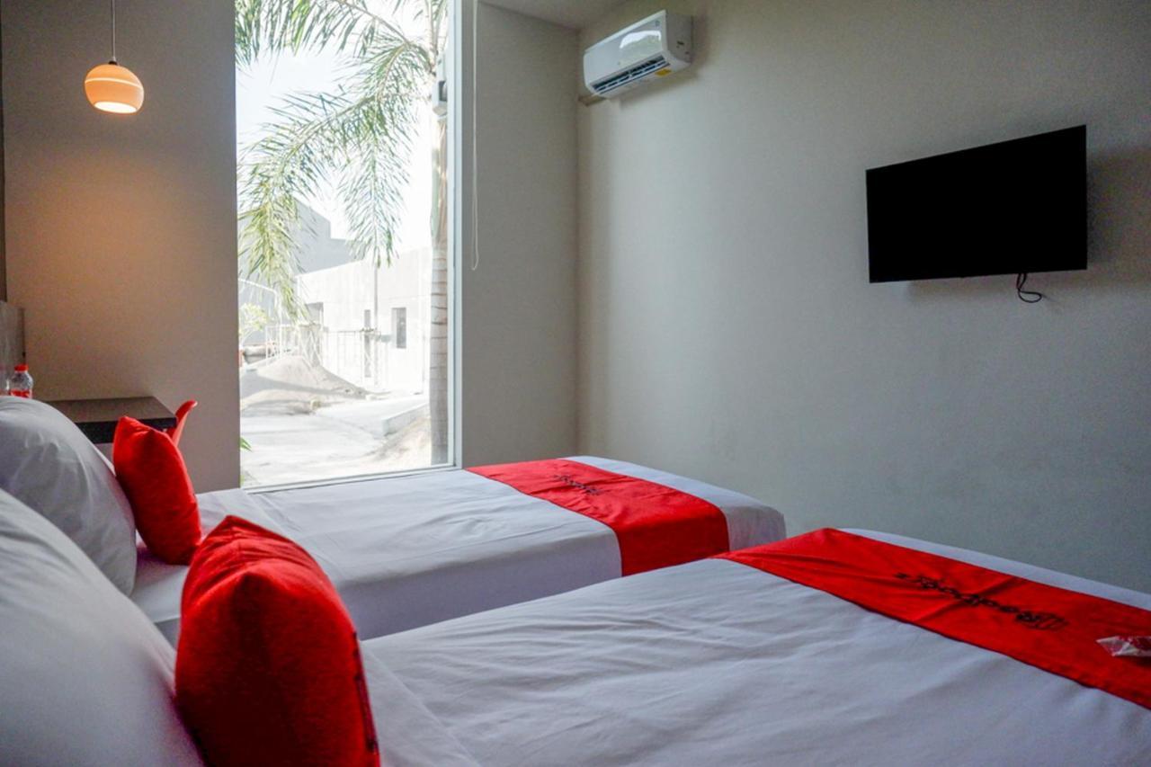 Reddoorz Plus Near Solo Baru المظهر الخارجي الصورة