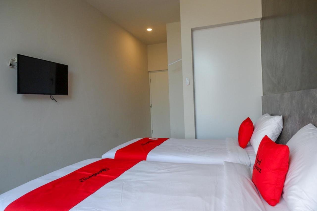 Reddoorz Plus Near Solo Baru المظهر الخارجي الصورة