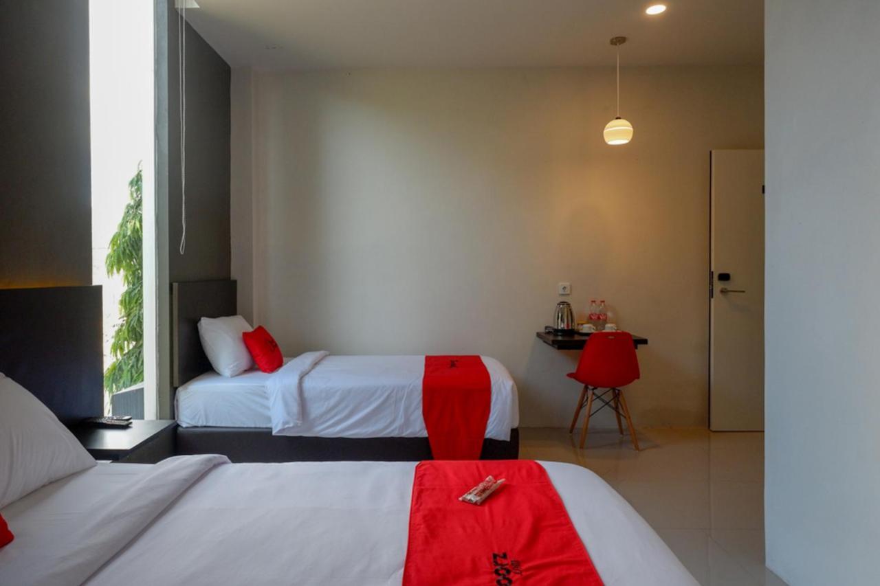 Reddoorz Plus Near Solo Baru المظهر الخارجي الصورة