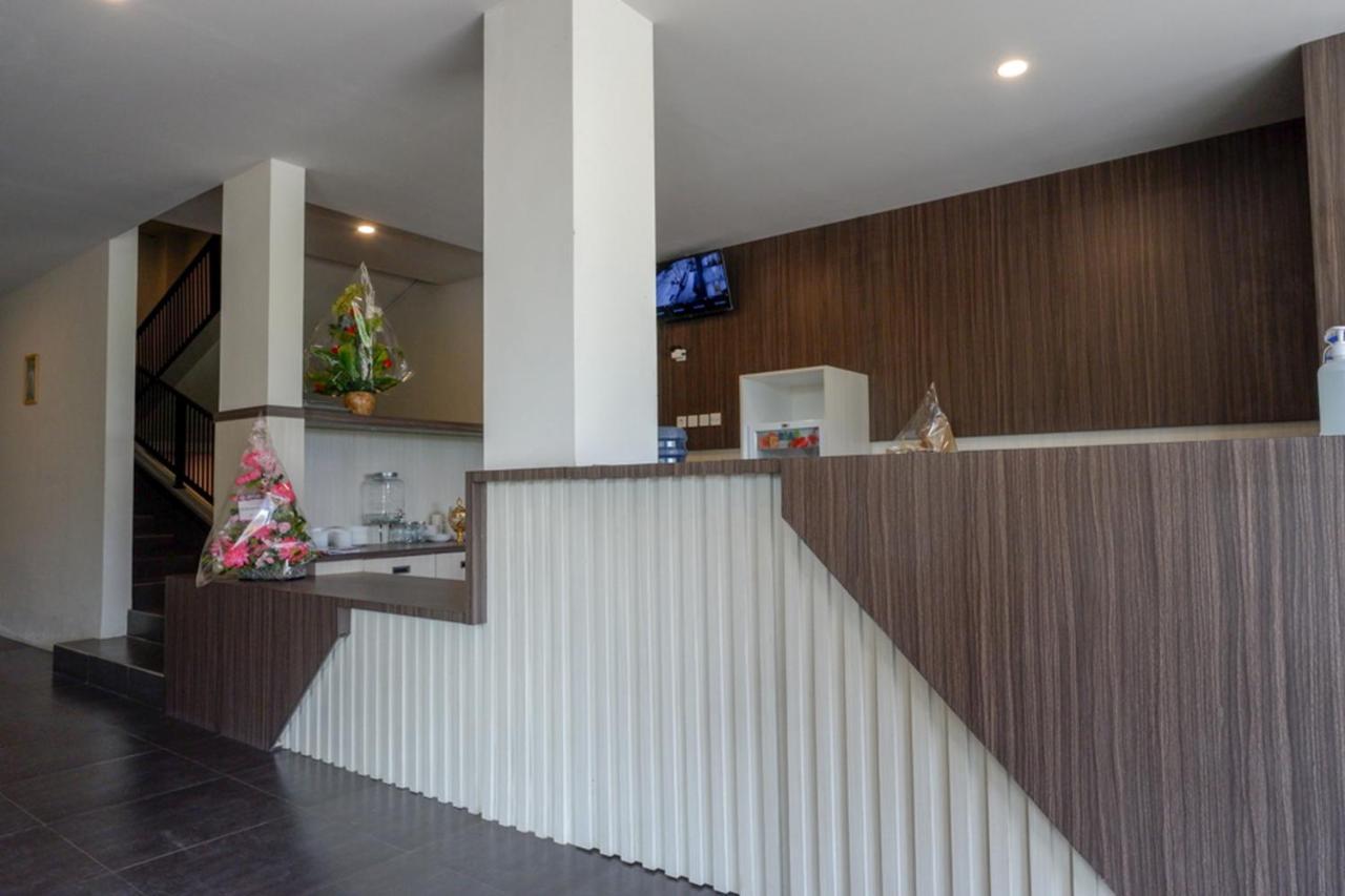 Reddoorz Plus Near Solo Baru المظهر الخارجي الصورة