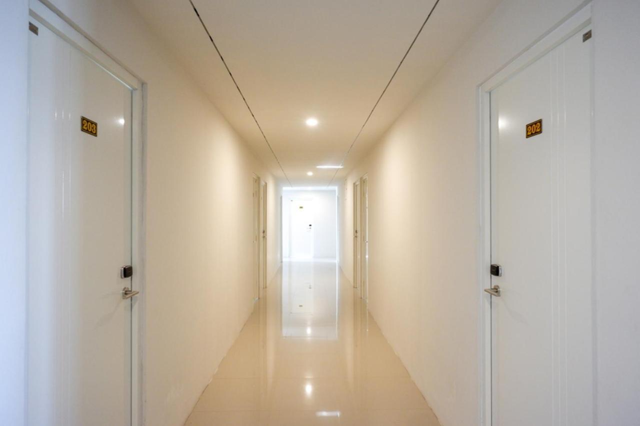 Reddoorz Plus Near Solo Baru المظهر الخارجي الصورة