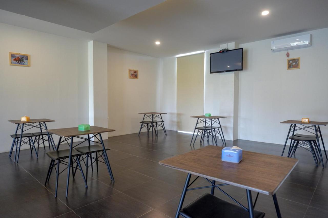 Reddoorz Plus Near Solo Baru المظهر الخارجي الصورة