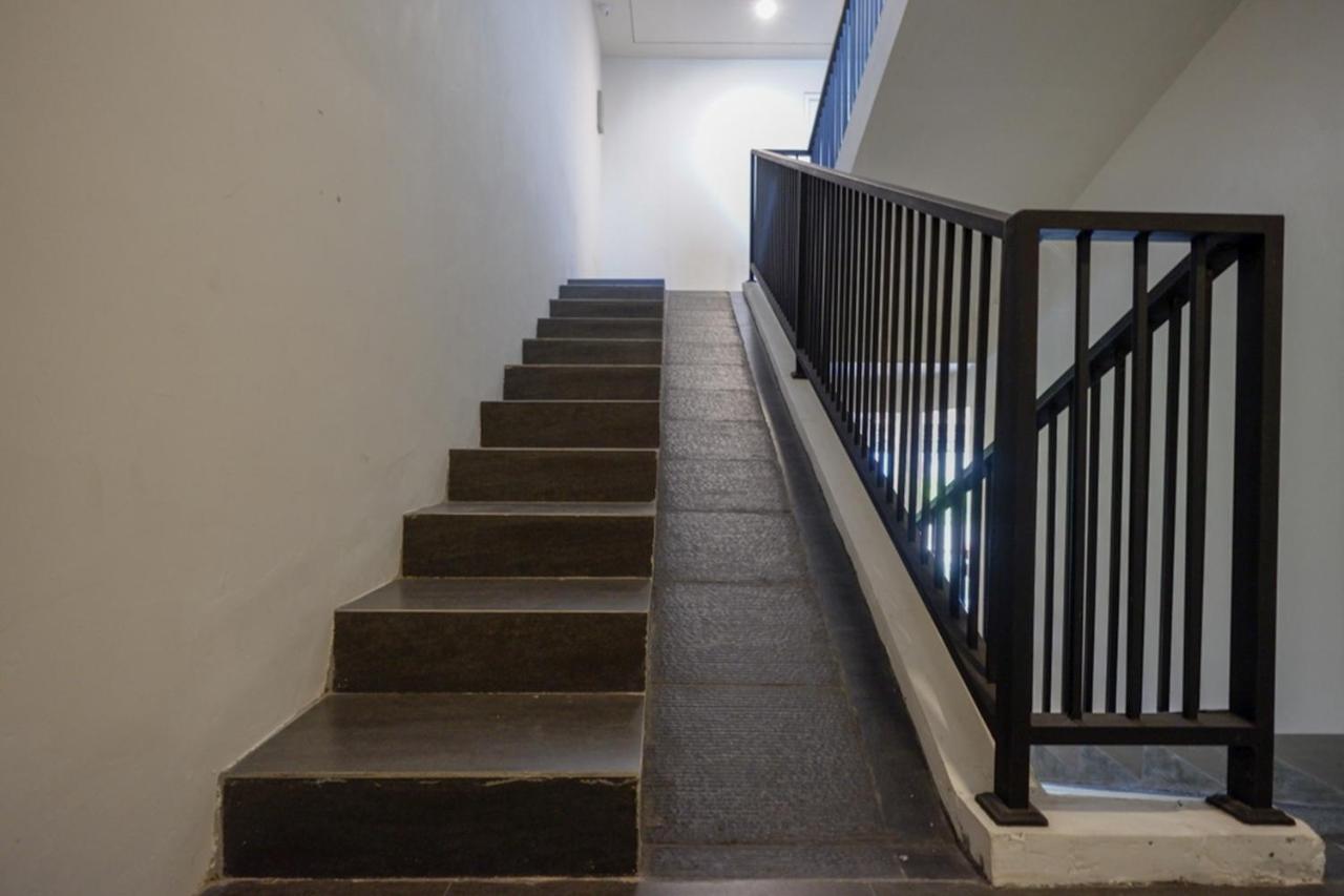 Reddoorz Plus Near Solo Baru المظهر الخارجي الصورة